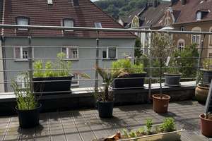 Moderne Maisonette-Wohnung mit Dachterrasse