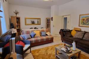 Helle 3-Zimmer Altbauwohnung mit Balkon in Pforzheim möbliert und auf Zeit – Schelmenturmstr. 9, 75175 Innenstadt, Pforzheim – Vorschaubild 1
