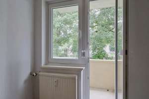 Zwei-Zimmer-Eigentumswohnung mit Potential – Die vollständige Adresse der Immobilie erhältst du vom Anbieter., 28217 Westend, Bremen – Vorschaubild 4