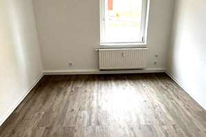 Zuhause ist kein Ort, sondern ein Gefühl – Halberstädter Straße 5, 6449 Aschersleben – Vorschaubild 3