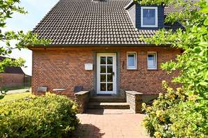 Platz für die ganze Familie! Gemütliches Ein-/Zweifamilienhaus in Feldrandlage! – Die vollständige Adresse der Immobilie erhältst du vom Anbieter., 23847 Rethwisch – Vorschaubild 2