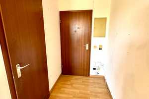 DIREKT AN DER UNI-KLINIK & BEZUGSFREI! CITY-APARTMENT – IDEAL FÜR STUDENTEN UND KAPITALANLEGER – Vierzigmannstrasse 28-32, 91054 Erlangen – Vorschaubild 5