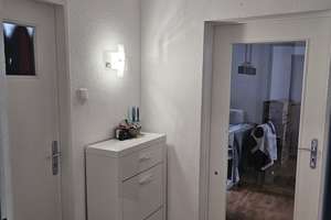Schöne 2-Zimmer-Wohnung mit großem Balkon in Düsseldorf-Rath – Die vollständige Adresse der Immobilie erhältst du vom Anbieter., 40472 Rath, Düsseldorf – Vorschaubild 2