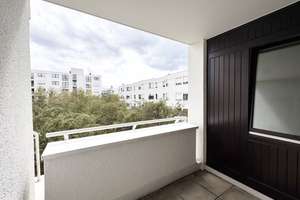 Ein Zuhause zum Wohlfühlen! Geräumige 2-Zimmer-Wohnung mit 2 Loggien – Die vollständige Adresse der Immobilie erhältst du vom Anbieter., 81739 Altperlach, München – Vorschaubild 9