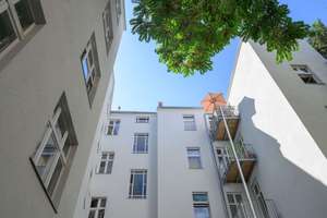 Charmante 2-Zimmer Altbauwohnung mit Terrasse und Privatgarten – Die vollständige Adresse der Immobilie erhältst du vom Anbieter., 10555 Moabit, Berlin – Vorschaubild 15