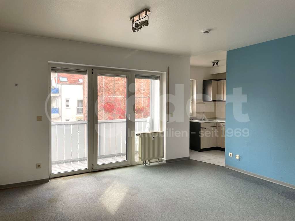 Single ETW mit Balkon u. TG-Stellplatz