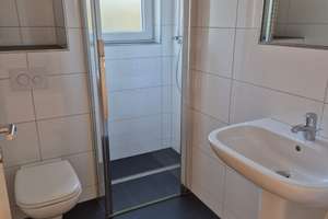 FAST Wie Neu !
Modernes Mehrfamilienhaus (Bj. 2013) sechs Wohnungen mit Traumblick zum Siebengebirg – Die vollständige Adresse der Immobilie erhältst du vom Anbieter., 53179 Lannesdorf, Bonn – Vorschaubild 30