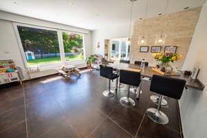 Wunderschöne Villa mit Garten, 3 Garagen, Weinkeller & viel Platz für die ganze Familie – Die vollständige Adresse der Immobilie erhältst du vom Anbieter., 58093 Emst, Hagen – Vorschaubild 12