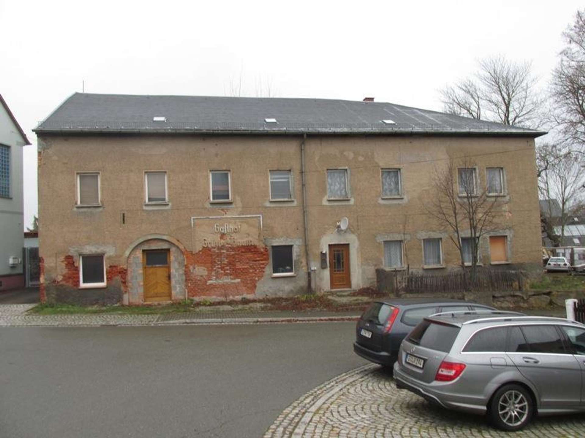 Sanierungsbedürftiges Mehrgenerationshaus in Ronneburg bei Gera, Greiz Kreis – Bild 1
