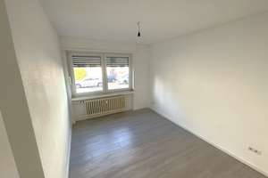 Mitten in Rüttenscheid! Gut geschnittene 3-Zimmer-Wohnung mit Gäste-WC! – Kahrstr. 9, 45128 Rüttenscheid, Essen – Vorschaubild 4