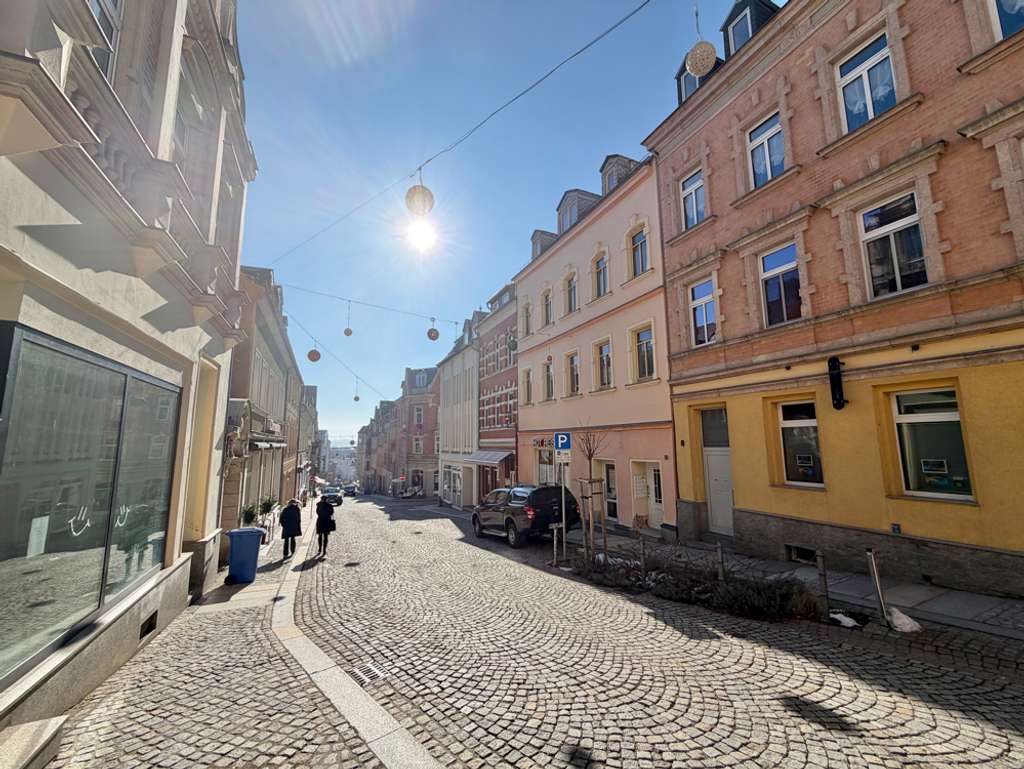 Immobilie in Hohenstein-Ernstthal - Wohnen • und Gewerbe • Hohenstein-Ernstthal • selbst nutzen • und / oder vermieten • jetzt kaufen! - Bild 1