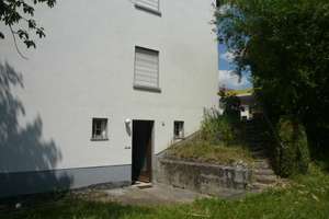 Mehrfamilienhaus mit 3 Wohneinheiten in Ochsenfurt – Die vollständige Adresse der Immobilie erhältst du vom Anbieter., 97199 Ochsenfurt – Vorschaubild 1