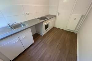 Frisch renovierte 2 Zimmer-Wohnung mit Tageslichtbad und Dusche – Ziegeleiweg 12, 23730 Neustadt in Holstein – Vorschaubild 7