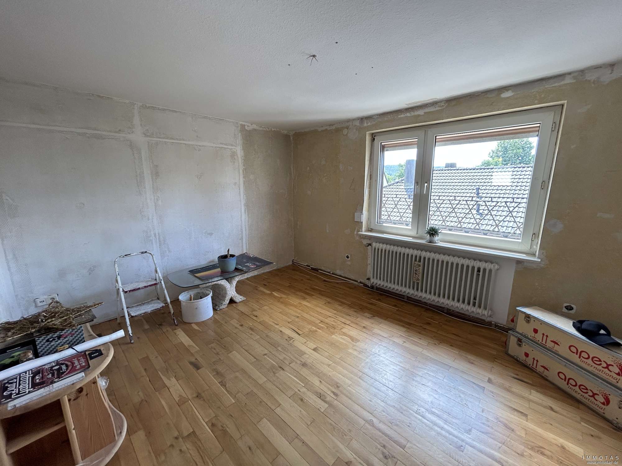 Immobilie in Enkenbach-Alsenborn - Großzügige Eigentumswohnung über zwei Etagen (OG/DG) mit durchdachter Raumaufteilung in Alsenborn - Bild 1