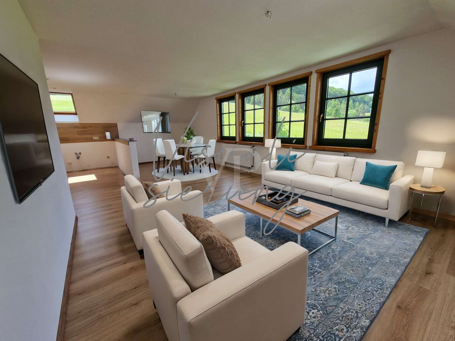 Immobilie in Großlohra - Wunderschönes freistehendes
Fachwerkhaus mit Brockenblick in
Großlohra - mit Erbbaurechtsgrundstüc - Bild 2