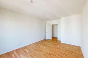 Luxuriöses Penthouse: Exklusive 4-Zimmer-Wohnung mit Dachterasse und Einbauküche – Friedenauer Höhe 15, 12159 Friedenau, Berlin – Vorschaubild 12