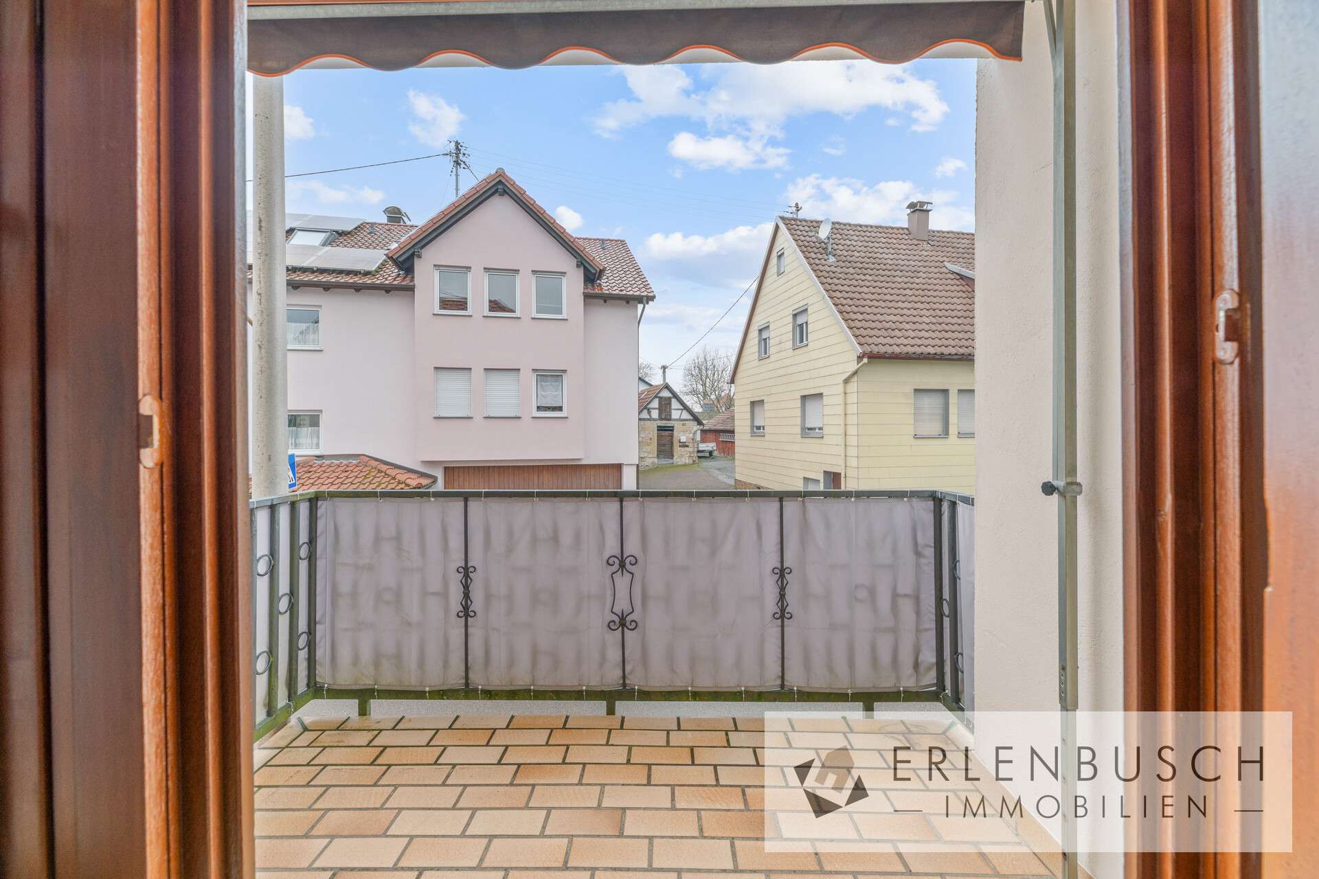 Immobilie in Remshalden - Vielseitig nutzbare 3-Zimmer-Wohnung mit Balkon und Einzelgarage - Bild 1