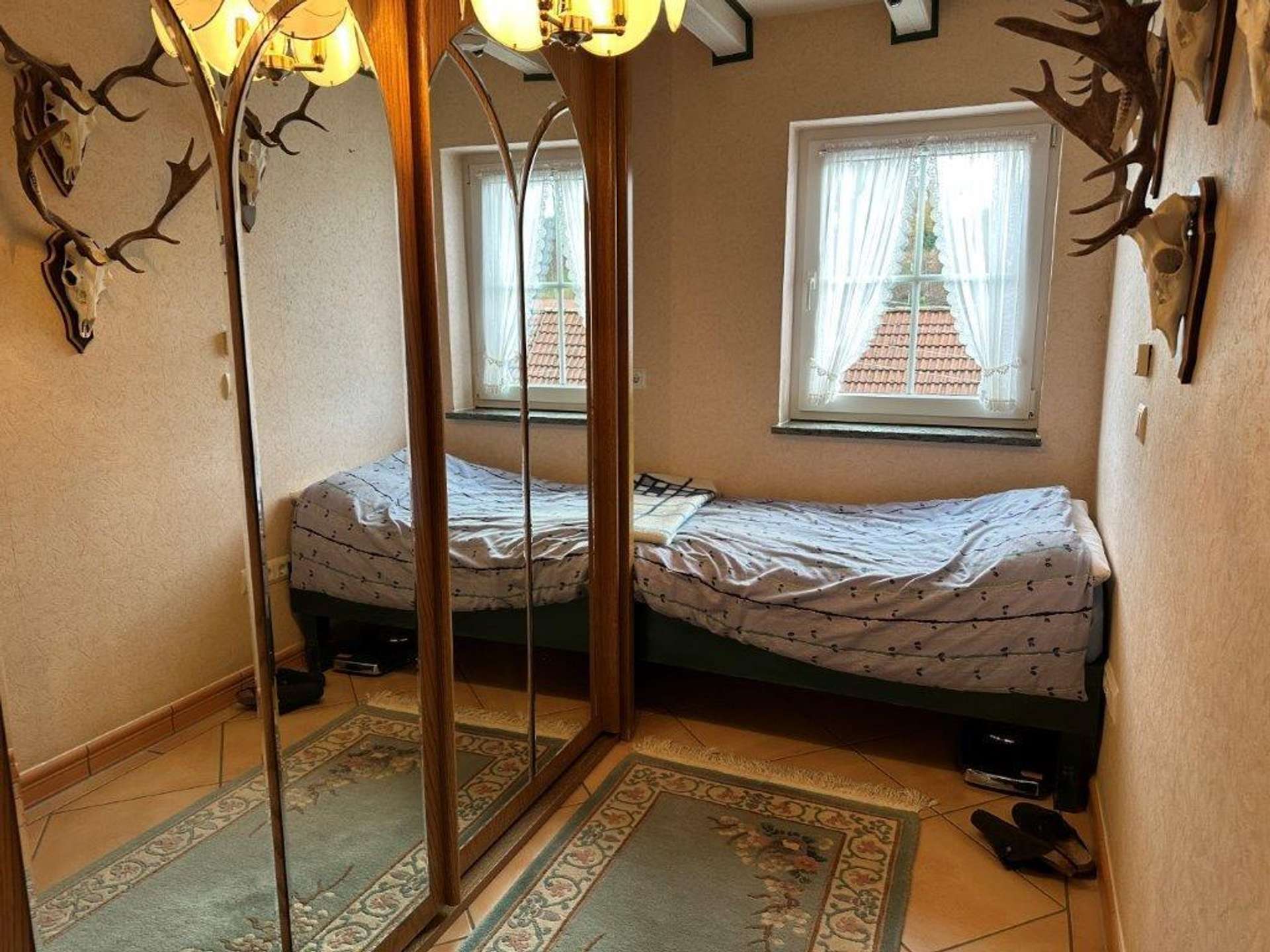 Immobilie in Uhlstädt-Kirchhasel - Neuwertiges kleines gemütliches  EFH in Niederkrossen - Bild 2