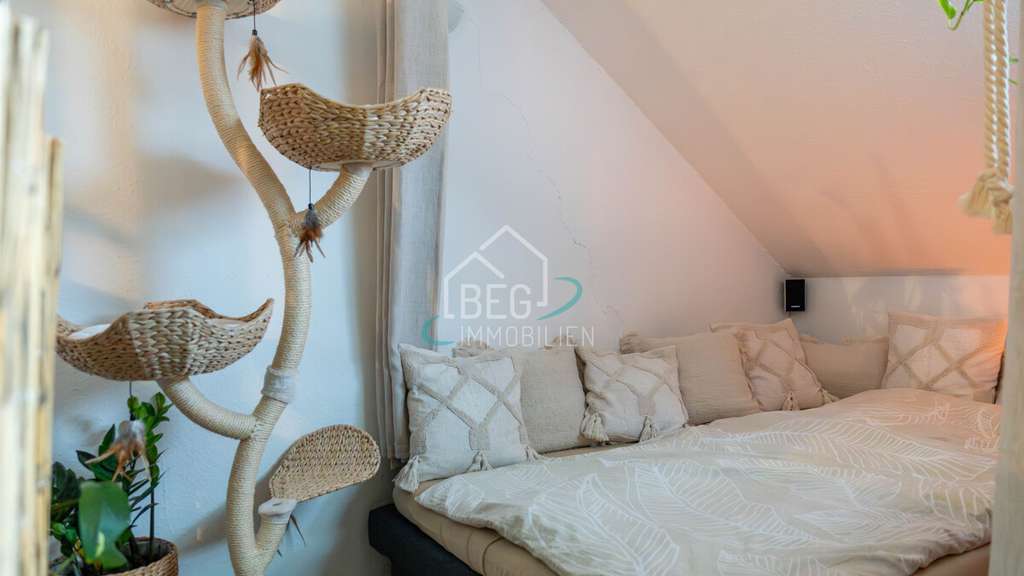 Immobilie in Köngen - Attraktive 1,5-Zimmer-Maisonette mit Loggia & TG-Stellplatz - Bild 3