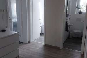 Schönes freistehendes Haus in bester sonniger Lage mit sechs Zimmern im Zollernalbkreis, Meßstetten – Die vollständige Adresse der Immobilie erhältst du vom Anbieter., 72469 Meßstetten – Vorschaubild 4