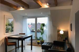 Saniertes 3-Zimmer-Dachgeschossapartment in Stuttgart