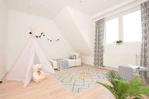 Wunderschönes, großes 3-Familienhaus mit 2 großen Wohnungen + Einliegerwohnung. – Die vollständige Adresse der Immobilie erhältst du vom Anbieter., 30826 Garbsen – Vorschaubild 21