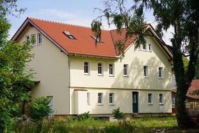 Mehrfamilienhaus mit vier Wohnungen
