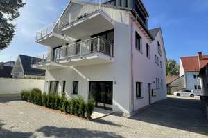 3 Zimmer Wohnung EBK, FBH, Parkett, KFW 55 – Neureuter Hauptstraße 100, 76149 Neureut, Karlsruhe – Vorschaubild 3