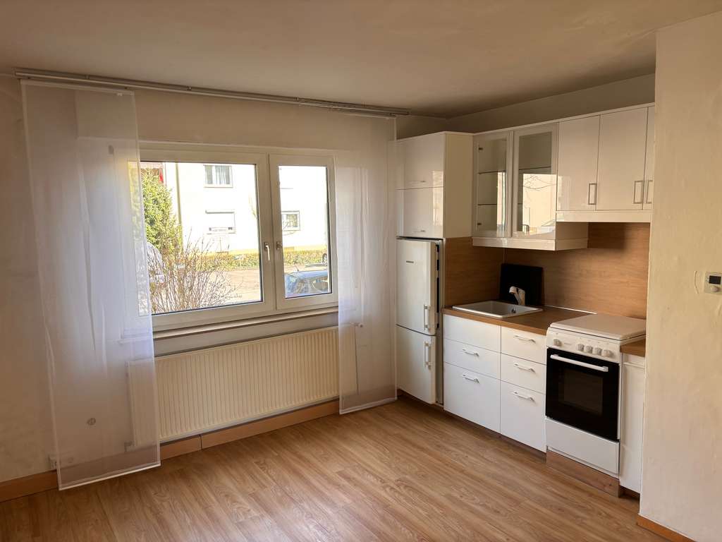 Immobilie in Ostfildern - Kompakte 2,5-Zimmer-Wohnung mit guter Rauaufteilung und sehr gut erhaltener Küchenzeile - Bild 0