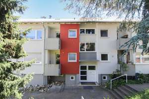 3-Zimmer-Wohnung im Hochparterre mit 2 Balkonen in Filderstadt-Bernhausen