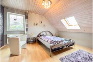 Attraktives Einfamilienhaus mit vielen Extra´s in ruhiger Wohnlage! – Die vollständige Adresse der Immobilie erhältst du vom Anbieter., 35796 Weinbach – Vorschaubild 14