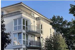 Schöne sonnige 2-Zimmer Wohnung mit Westbalkon