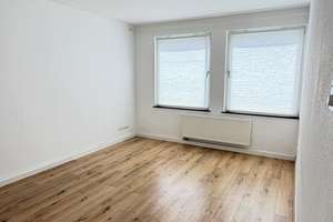 Ideal für Eigennutzer - Sanierte 2,5 Zimmer-Wohnung in Neuehrenfeld – 50825 Neuehrenfeld, Köln – Vorschaubild 2