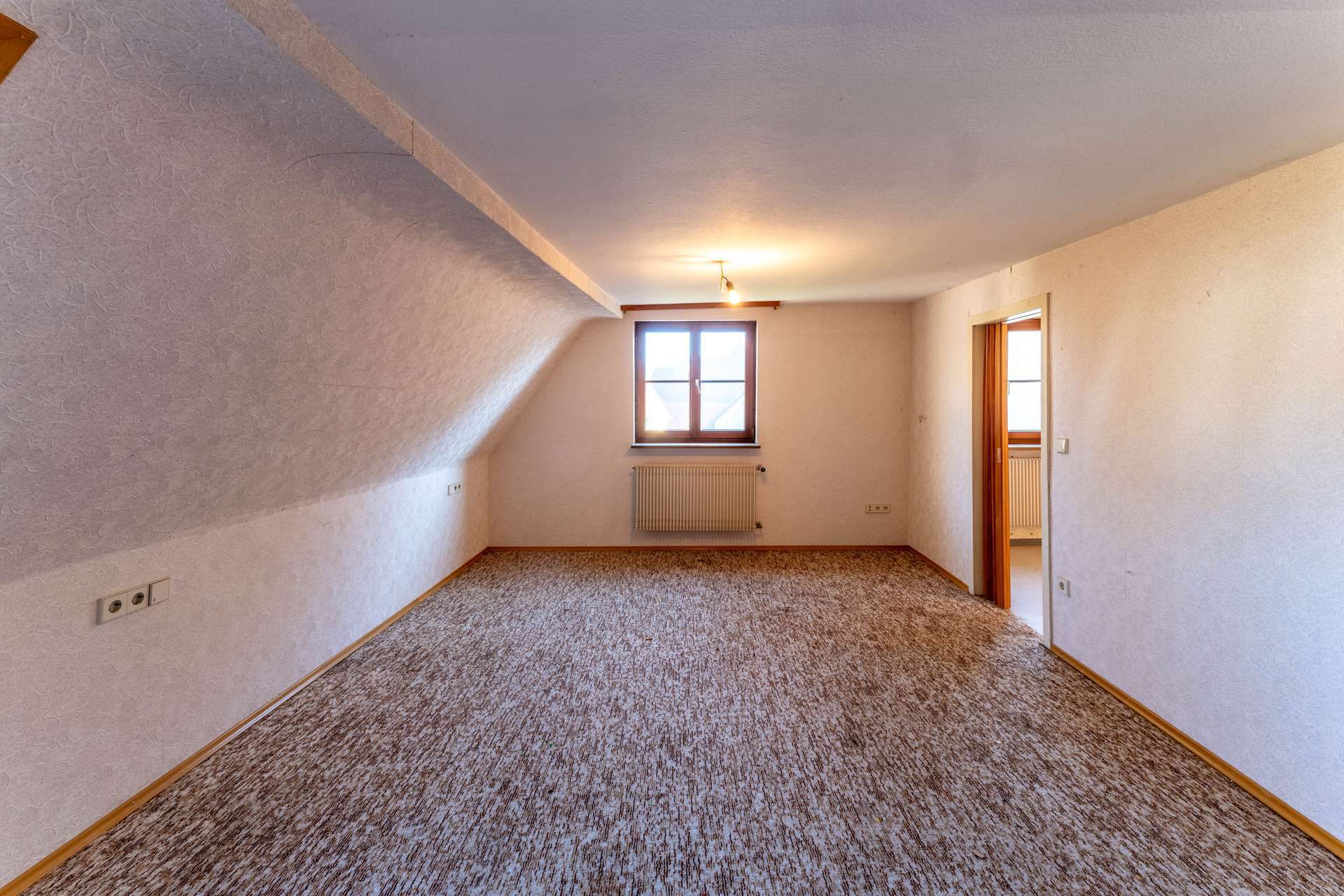 Immobilie in Ebhausen - Ländlicher Charme inklusive – Bauernhaus mit Scheune in Wenden - Bild 1