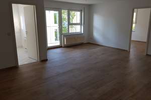 Attraktive 3-Zimmer-Wohnung mit ca. 70,58 m² Wohnfläche, Balkon, Abstellraum & Lift in DD-Striesen – Die vollständige Adresse der Immobilie erhältst du vom Anbieter., 1309 Striesen-West, Dresden – Vorschaubild 3
