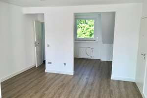 Wohnen mit Charakter: 3-Zimmer-Dachgeschosswohnung in Essen-Haarzopf – Hatzper Straße 205, 45149 Haarzopf, Essen – Vorschaubild 14