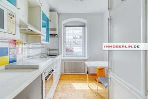 IMMOBERLIN.DE - Stilvolle, gut geschnittene Altbauwohnung in ruhiger Lage bei der Deutschen Oper – Die vollständige Adresse der Immobilie erhältst du vom Anbieter., 10625 Charlottenburg, Berlin – Vorschaubild 4