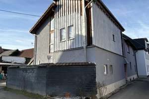 Im Herzen von Sasbach: 6 moderne Wohneinheiten – Die vollständige Adresse der Immobilie erhältst du vom Anbieter., 79361 Sasbach am Kaiserstuhl – Vorschaubild 2