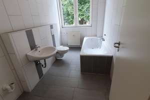 Großzügige 4-Zimmer-Wohnung in Kassel – ideal für WG, Berufstätige oder Familien! – Zentgrafenstraße 180, 34130 Kirchditmold, Kassel – Vorschaubild 9