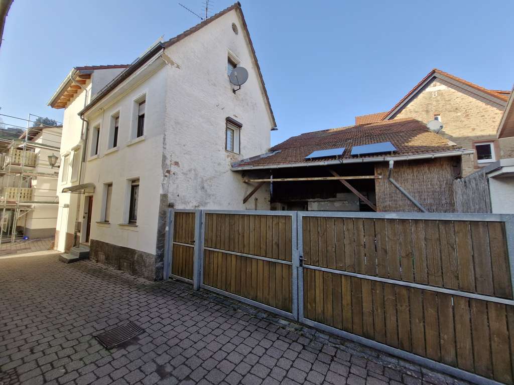Immobilie in Schönau - Sanierungsbedürftiges Haus für Handwerker in zentraler Lage - Bild 0