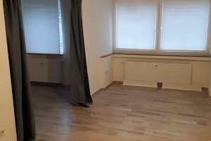 Perfekt geschnittene 2,5 Zi- Wohnung mit EBK ruhige Lage – Die vollständige Adresse der Immobilie erhältst du vom Anbieter., 51107 Ostheim, Köln – Vorschaubild 6