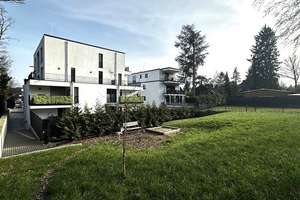 Im Buchrainweg vermietete 3 Zimmer Neubau 2 Bäder 2 Balkone mit Küche und Einbauschränke