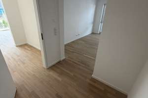 Erstbezug einer hochwertigen 2,5-Zimmer-Wohnung mit EBK, Terrasse und Garten am Stadtpark – Untere Vorstadt 11, 91275 Auerbach in der Oberpfalz – Vorschaubild 8