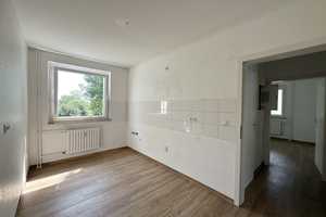 Praktisch aufgeteilte 3-Zimmer-Wohnung mit großem Tageslichtbad! – Unterfeldstr. 11, 44369 Dortmund – Vorschaubild 9