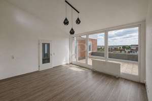 STYLISCHE PENTHOUSE-WOHNUNG MIT DEM BESONDEREN FLAIR – Die vollständige Adresse der Immobilie erhältst du vom Anbieter., 38444 Westhagen, Wolfsburg – Vorschaubild 2