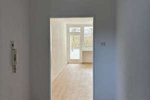 Renovierte 4-Zimmer Wohnung mit Balkon [VAC-17330] – Elsa-Brandström-Straße 9, 76228 Durlach, Karlsruhe – Vorschaubild 12