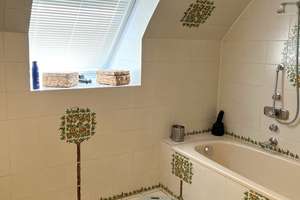 Wohnen mit Charakter: Reihenmittelhaus in Hamburg-Hummelsbüttel – Die vollständige Adresse der Immobilie erhältst du vom Anbieter., 22339 Hummelsbüttel, Hamburg – Vorschaubild 23