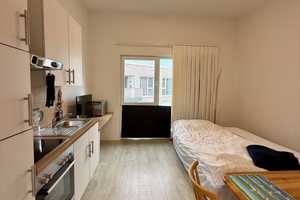 Gepflegtes 1-Zimmer-Single-Appartement mit Küchenzeile und PKW-Stellplatz – Dietrichsweg 66a, 26127 Oldenburg (Oldenburg) – Vorschaubild 2