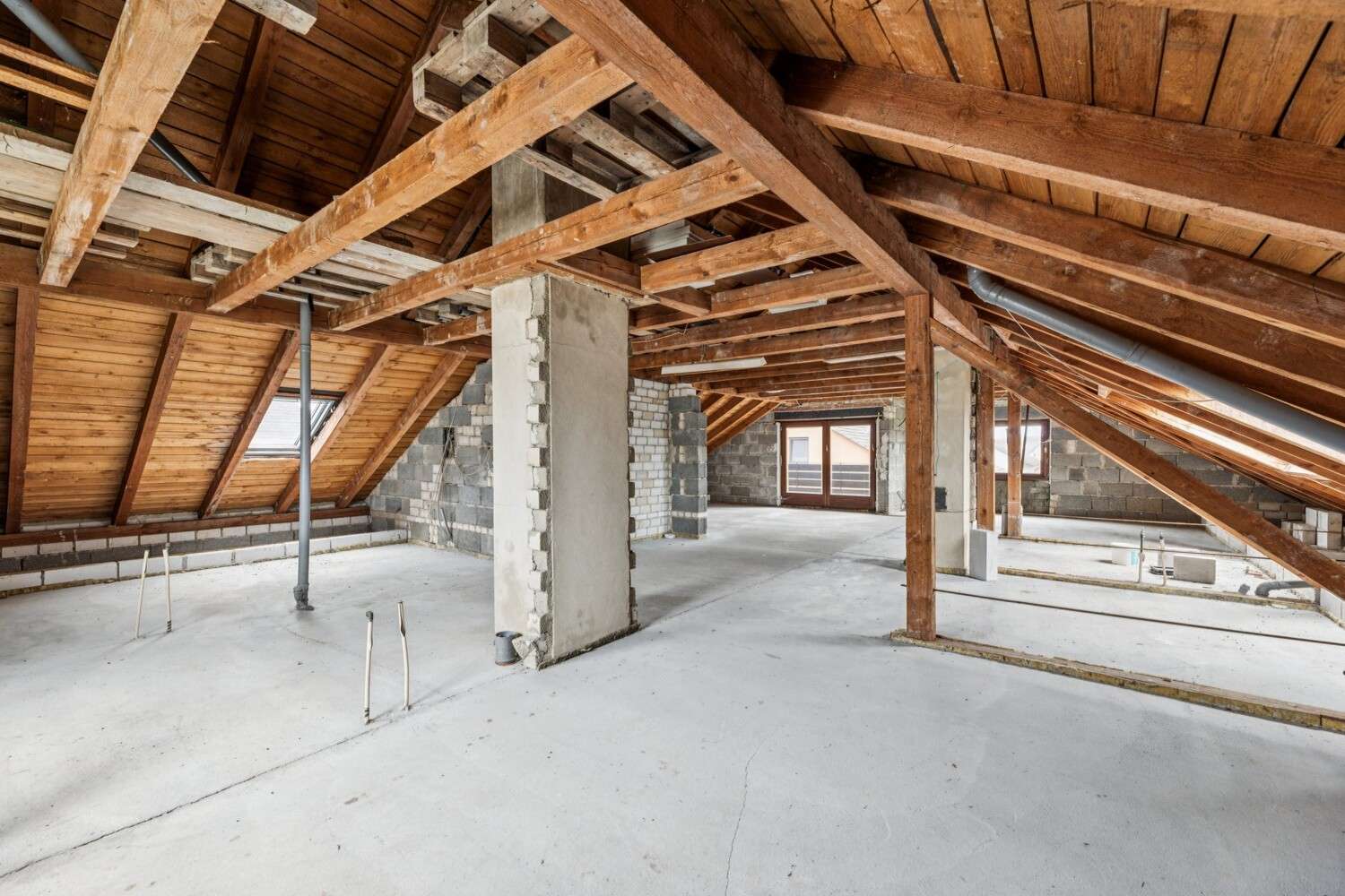 Immobilie in Creußen - Zweifamilienhaus in beliebter Wohnlage in Creußen - Bild 1