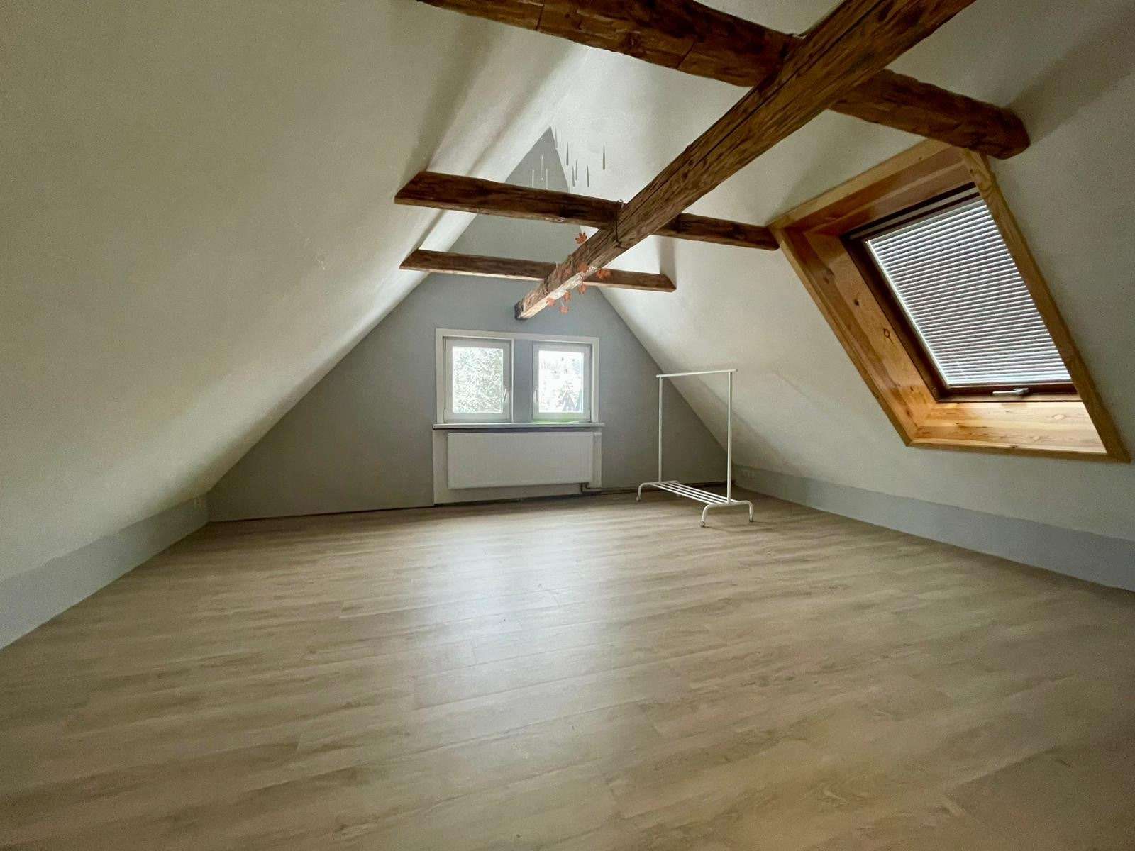 Immobilie in Raschau-Markersbach - Saniertes Einfamilienhaus mit kleinem Grundstück - Bild 1